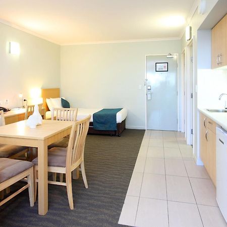 Manly Marina Cove Motel Брісбен Екстер'єр фото