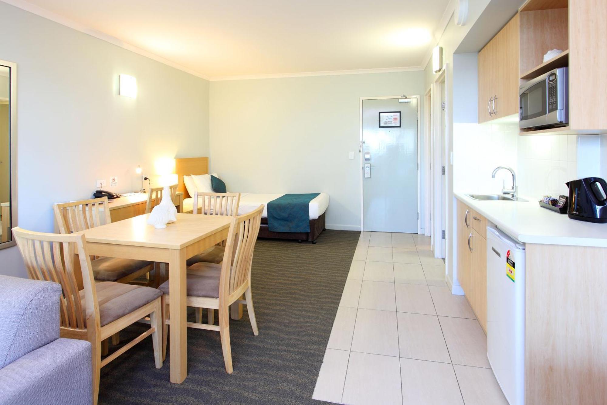 Manly Marina Cove Motel Брісбен Екстер'єр фото