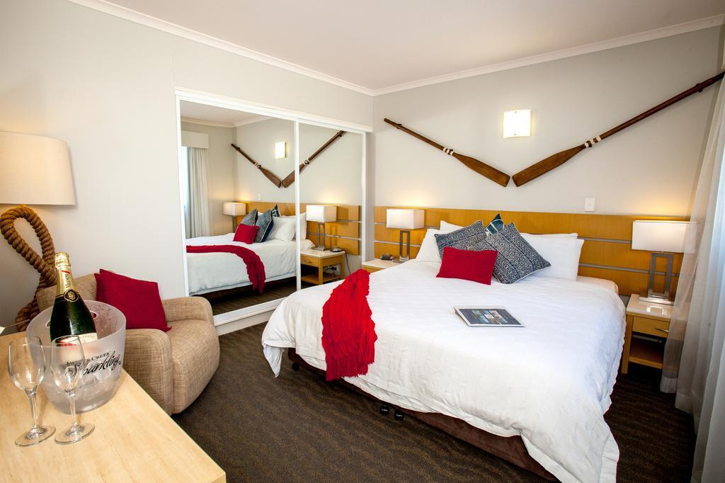 Manly Marina Cove Motel Брісбен Екстер'єр фото