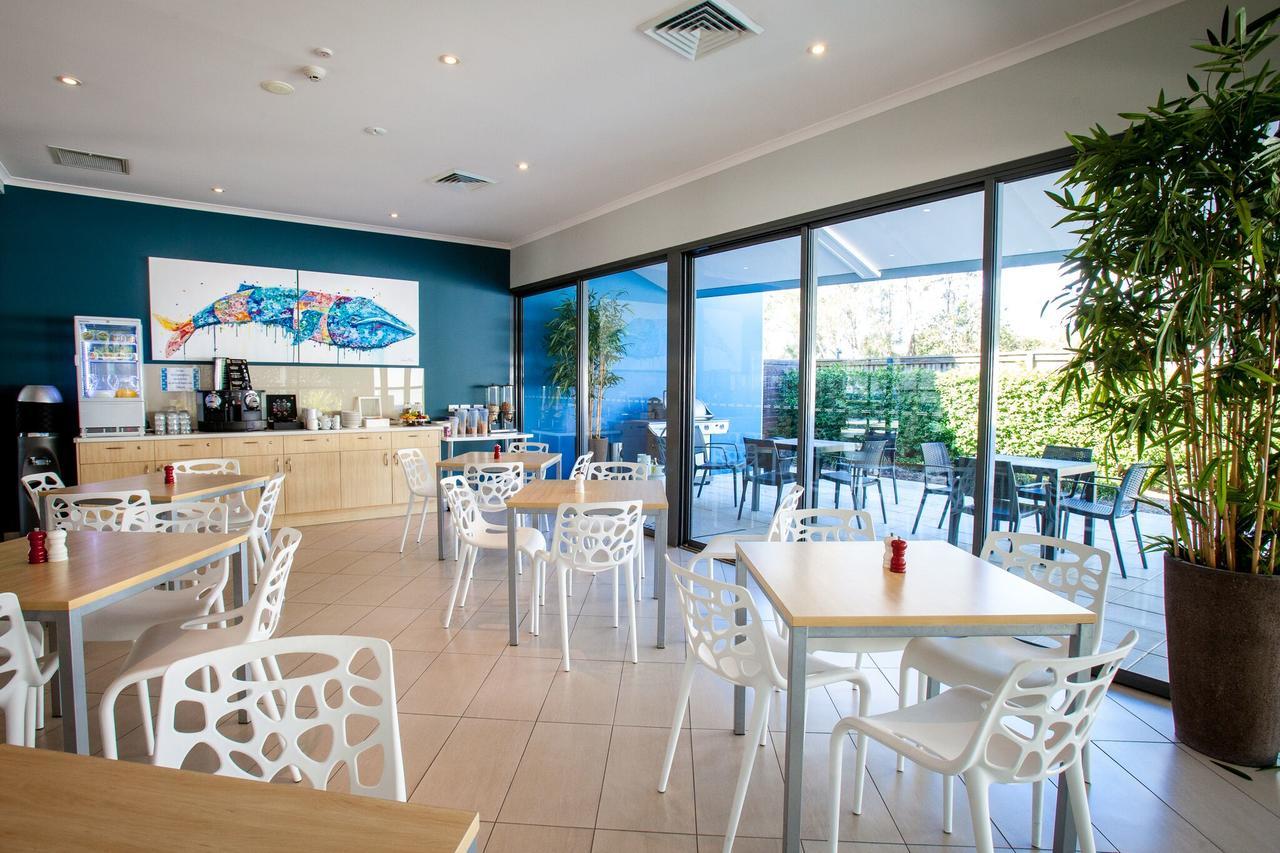 Manly Marina Cove Motel Брісбен Екстер'єр фото