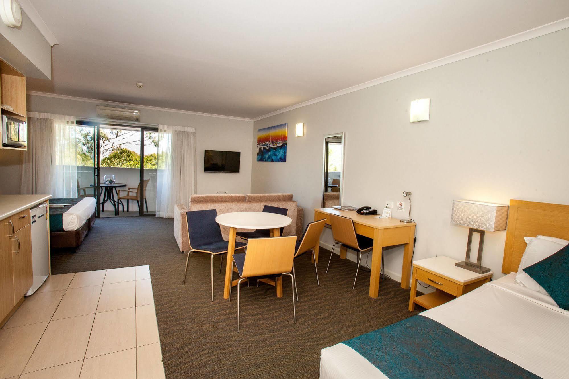 Manly Marina Cove Motel Брісбен Екстер'єр фото